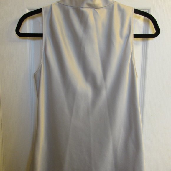 Ann Taylor Petites Grey Silky Shimmery Silver Sleeveless Top, size 8 - Picture 5 of 7